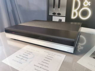 BEOMASTER 5500 AMPLIFIER / TUNER